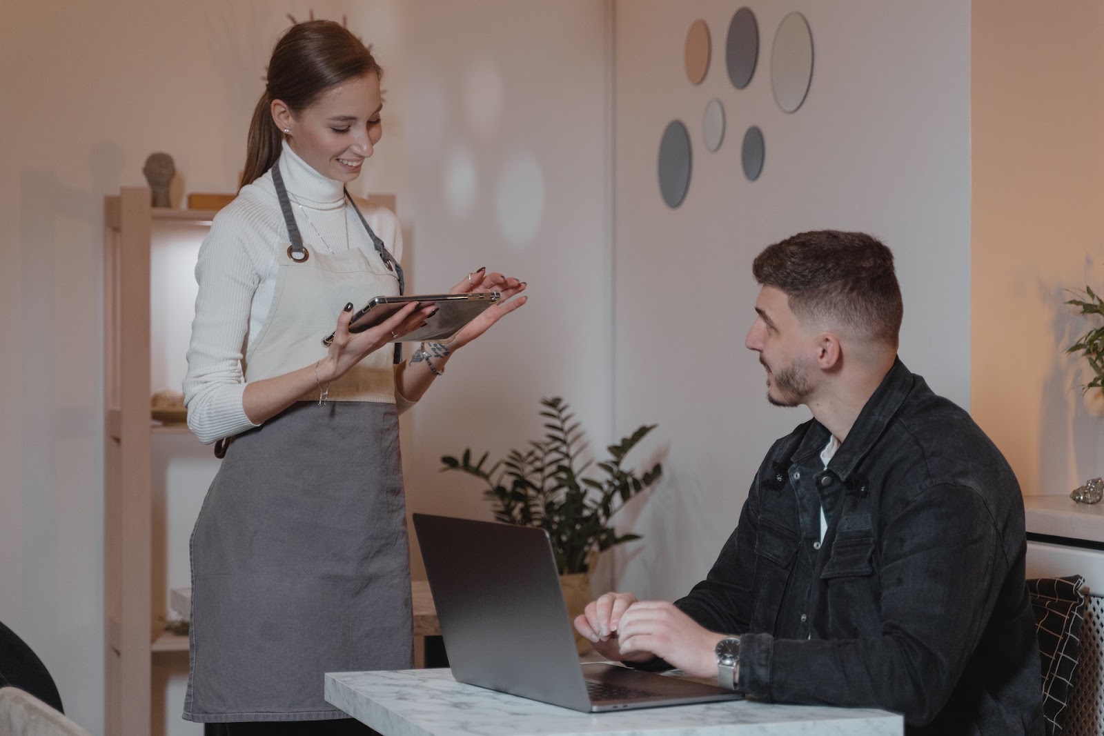 How to Automate POS Order Entry from Restaurant Delivery Apps and Phone Orders